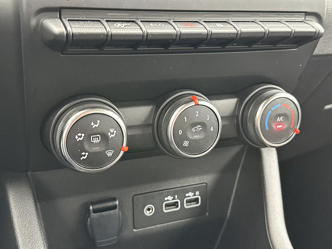 Renault Clio blue dci 100 ch gsr2 evolution — photo 28