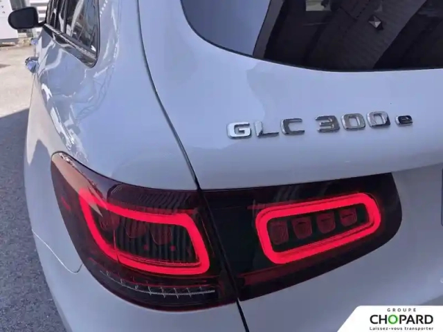 Mercedes Glc 300 e 9g-tronic 4matic — photo 27
