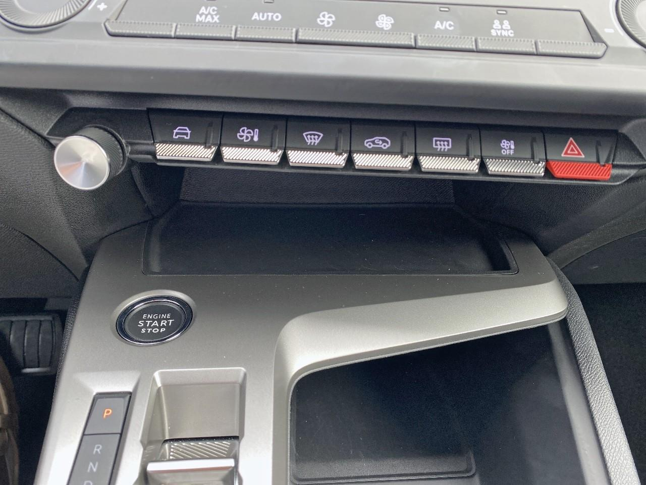 Peugeot 308 1.2 hybrid 145ch style e-dcs6 — photo 24