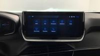 Peugeot 2008 1.2 Hybrid 145ch Envy e-DCS6 — photo 18