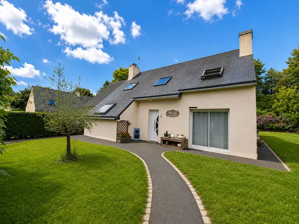 Maison 6 pièces à vendre à GARLAN