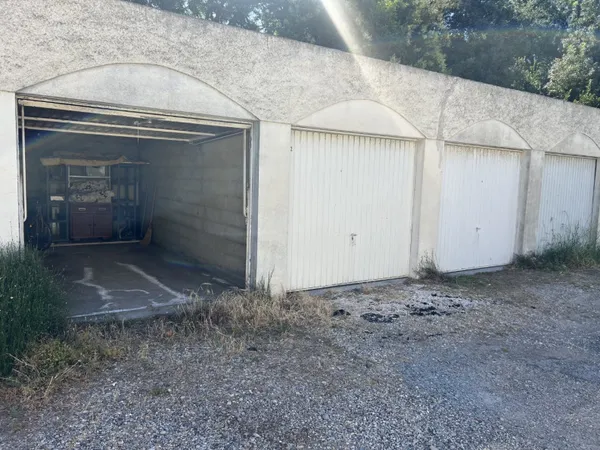 Garage 20 m²