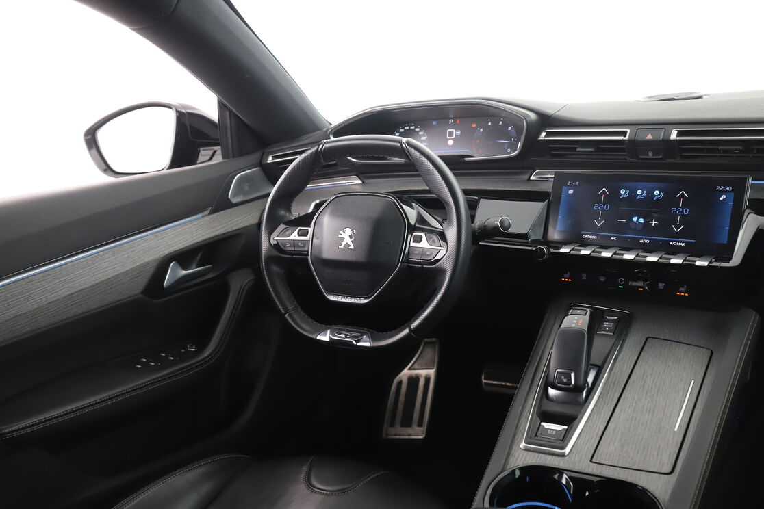 Peugeot 508 1.6 PureTech GT EAT8 — photo 12