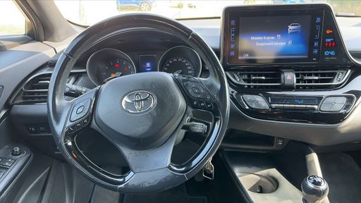 Toyota C-HR 1.2 T 116 2WD - Dynamic – 2018 – 45335 km – Essence – Boîte Manuelle — photo 26