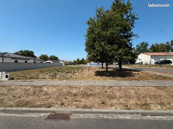 Terrain 691 M2 Montauban