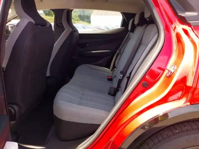 Renault Megane e-tech ev60 220 ch super charge — photo 15