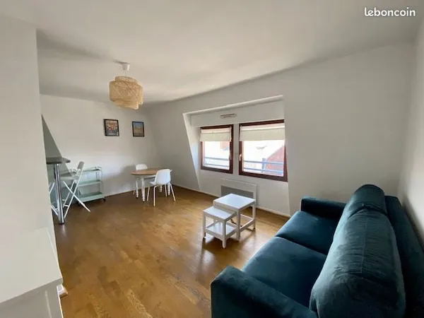 Studio meublé rénové - 30m² - hyper centre Arras / 5min gare
