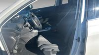 Peugeot 308 1.5 BlueHDi 130ch S&S Allure Pack — photo 9