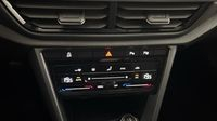 Volkswagen T-Roc 1.0 TSI 110ch Life Plus — photo 26