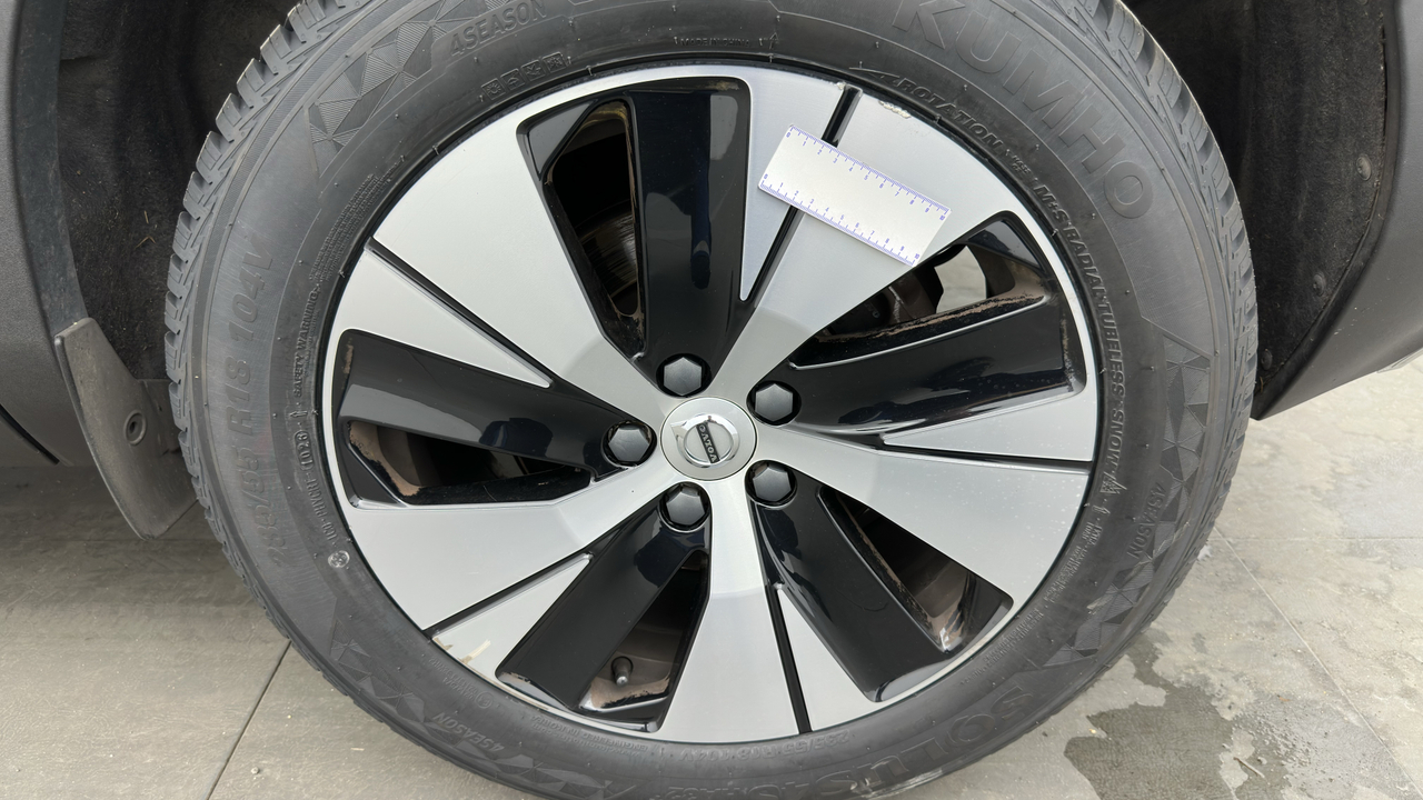 Volvo XC40 T4 Recharge 129+82 ch DCT7 — photo 37