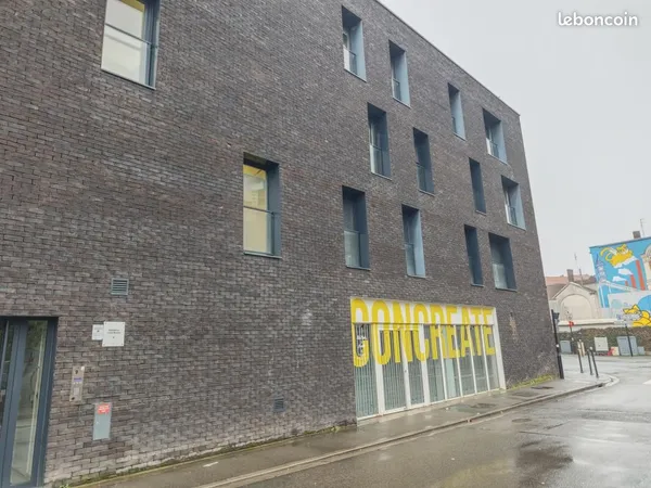 Local commercial 153 m²