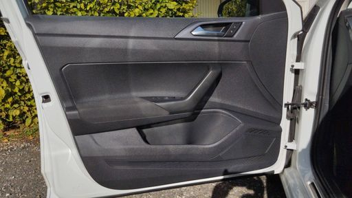 Volkswagen Polo 1.6 TDI 95 DSG7 - IQ.Drive – 2019 – 136451 km – Diesel – Boîte Automatique — photo 33