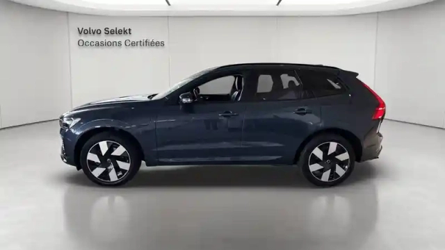 Volvo Xc60 t6 awd hybride rechargeable 253 ch+145 ch geartronic 8 — photo 3