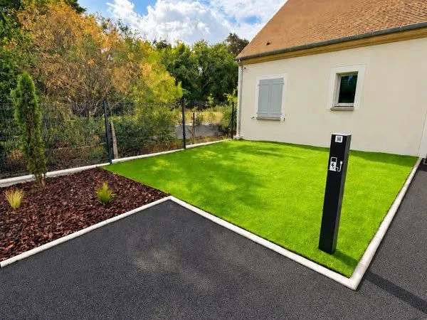 Location maison neuve 90 m2 et jardin au calme forêt