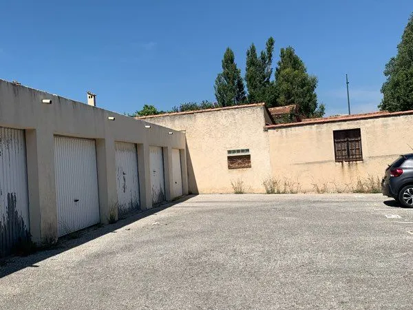 Stationnement Vente Six-Fours-les-Plages  14m² 31000€