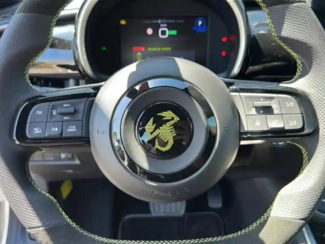 Abarth 600 e 240ch 54kwh turismo — photo 13