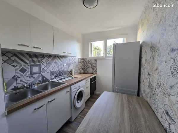 Studio 1 pièce 27 m²