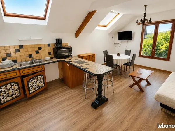 Maison 8 pièces 165 m²