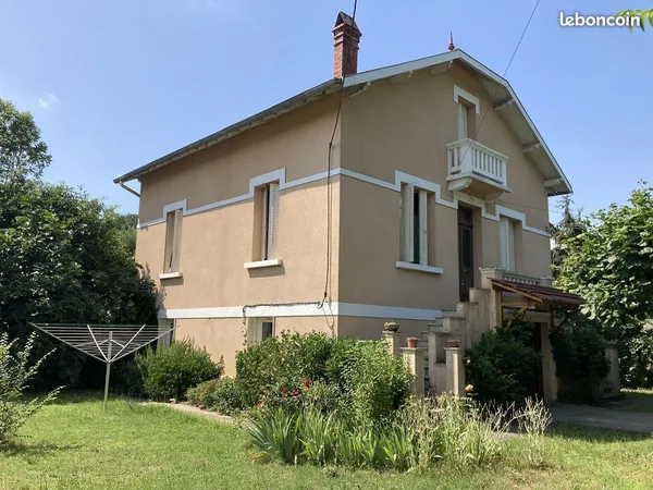 Maison 5 pièces 124 m² sur terrain 589 m²