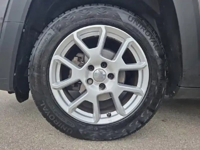 Jeep Renegade 1.0 gse t3 120ch limited — photo 8