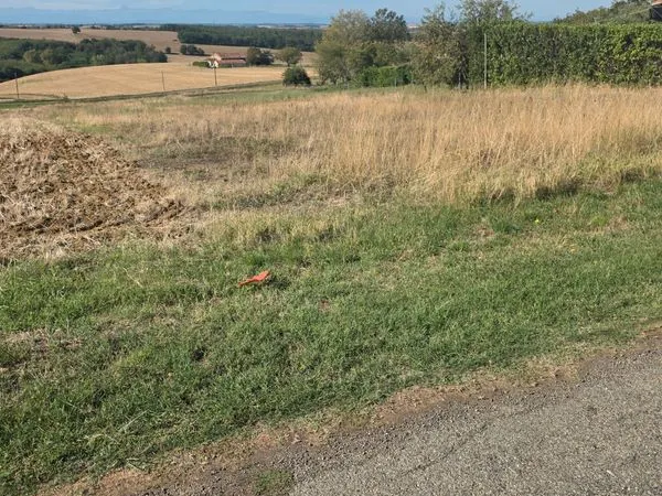 Vend terrain à bâtir