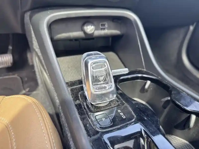 Volvo Xc40 t4 190 ch geartronic 8 — photo 12