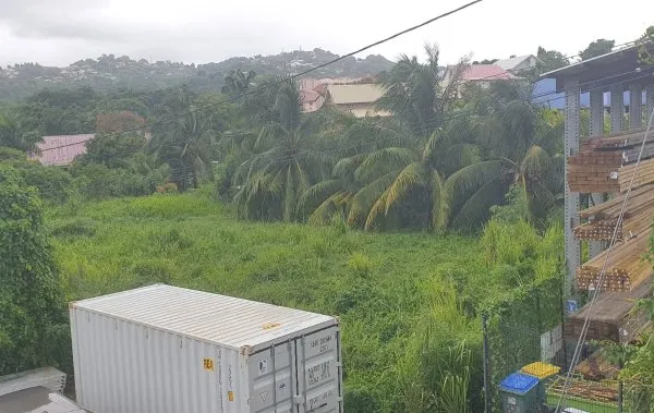 Terrain 1170 m²