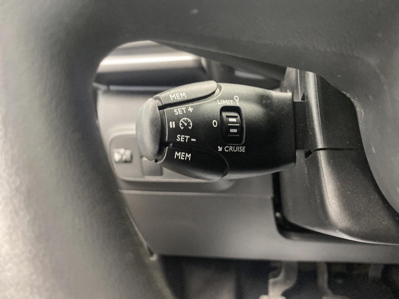 Citroën C3 puretech 83 s&s bvm5 you! — photo 18