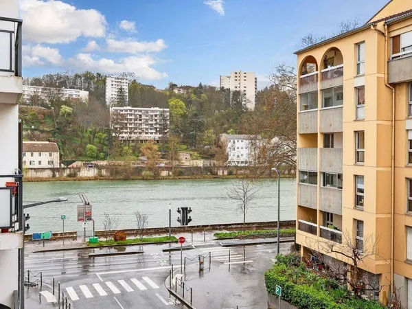 Parking 14 m²