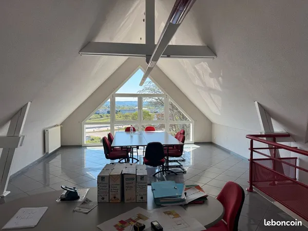 Bureau 460m² bâtiment indépendant