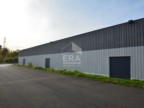 Local commercial 10 pièces 1700 m²