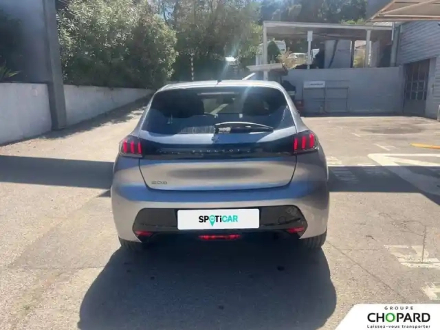 Peugeot 208 puretech 100 s&amp;s eat8 — photo 5