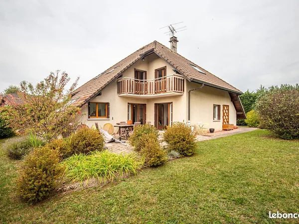 Maison 5 pièces 137 m²