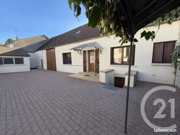 Maison 4 pièces 151 m²