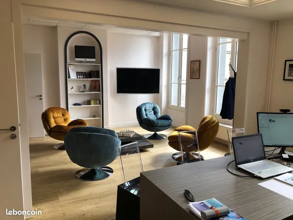 Magnifiques bureaux 220 m² - Coeur de Chalon-sur-Saône - Immeuble rénové