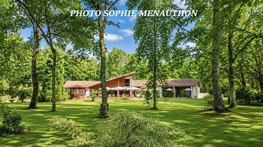 Maison 8 pièces 350 m²