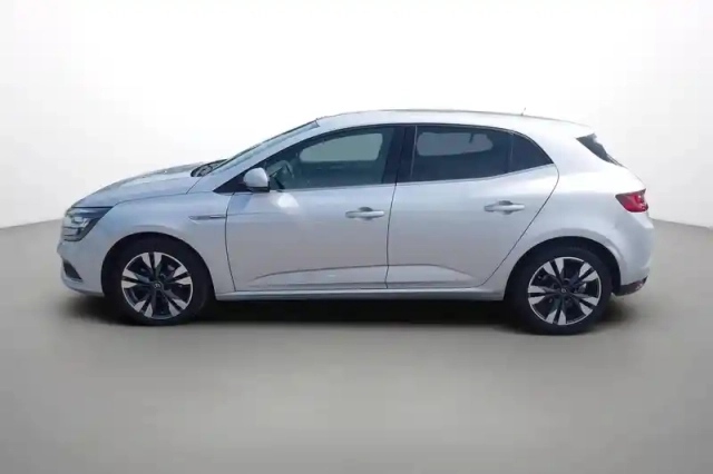 Renault Megane mégane iv berline tce 140 energy — photo 3