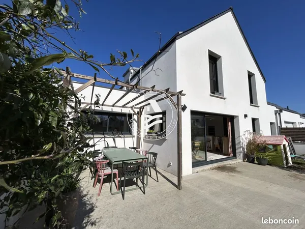 Maison 6 pièces 140 m²