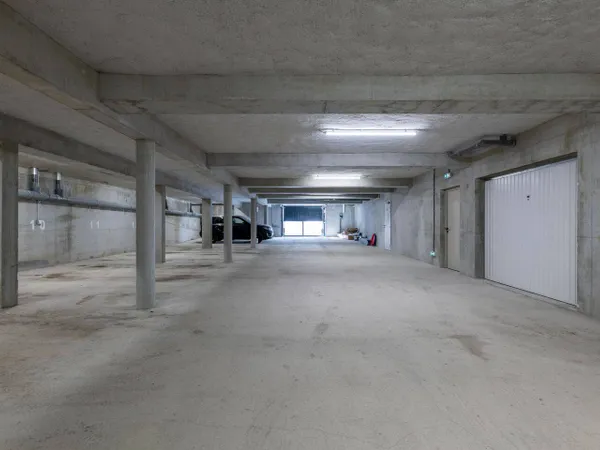 Parking 12 m²