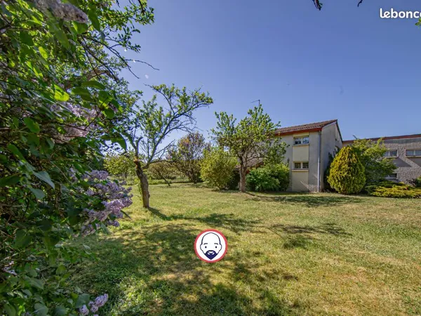 Maison 6 pièces 157 m²
