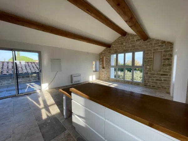 VILLEVIEILLE - APPARTEMENT EXCEPTIONNEL 3 PIÈCES ET TERRASSE