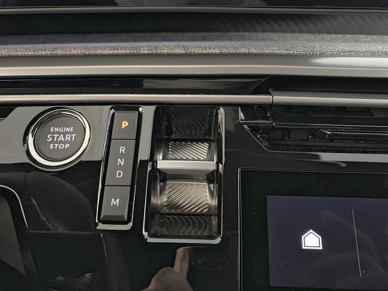 Peugeot 5008 hybrid 145 ch e-dcs6 allure — photo 15