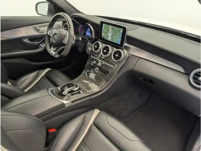 Mercedes Classe C 63 s amg — photo 26