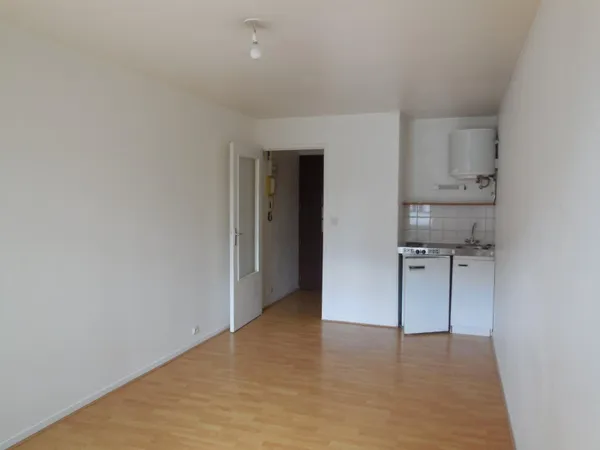 Studio 1 pièce 21 m²