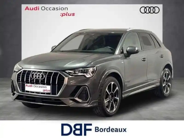 Audi Q3 35 tfsi 150 ch s tronic 7 s line