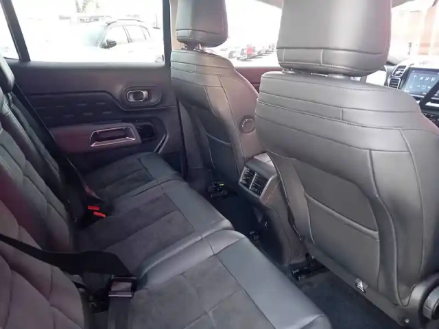 Citroën C5 Aircross hybride rechargeable 225 e-eat8 — photo 14