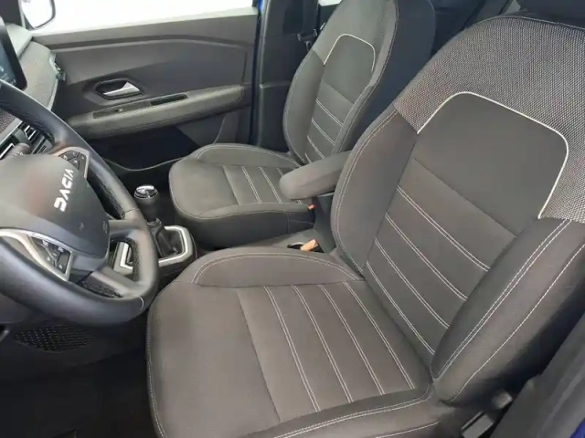 Dacia Sandero tce 90 gsr2 — photo 12