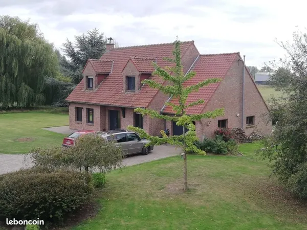 Maison individuelle - 157 m² - 7 pièces