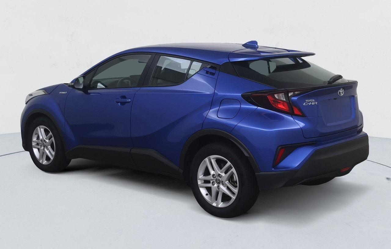 Toyota C-HR — photo 2