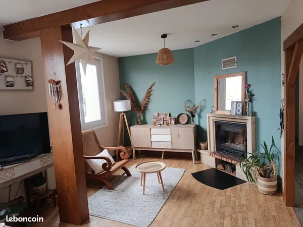 A louer maison nantaise avec jardin cloturé et grande terrasse - 770 euros par mois
